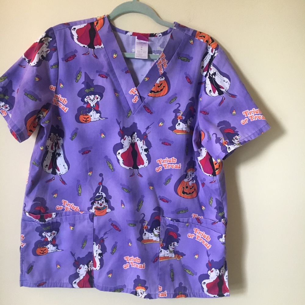 Purple Medium Halloween 101 Dalmatians scrub top